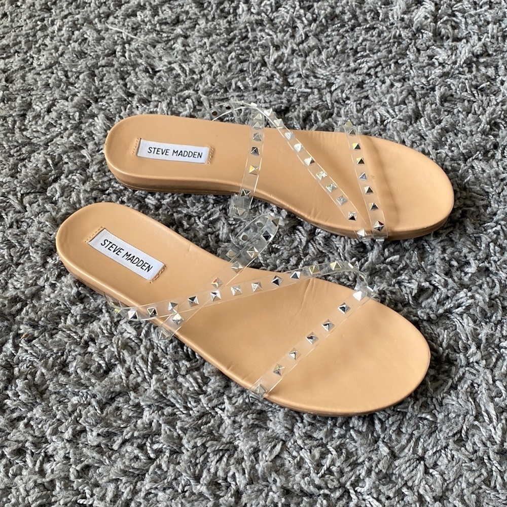 Steve Madden Skyler Stud Sandal Size 9
